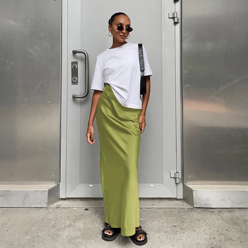 Chic Flowy High-Waist Skirt